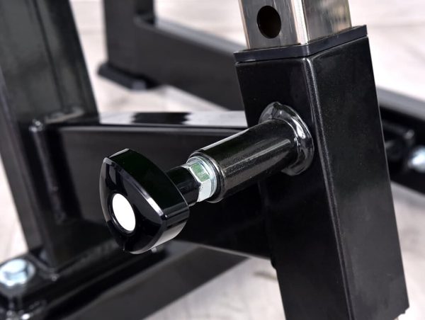 (NNE-05) ISO INCLINE BENCH PRESS. (1)